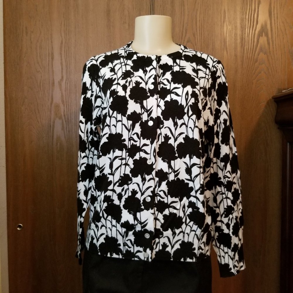 Lands End Cardigan Size M/P